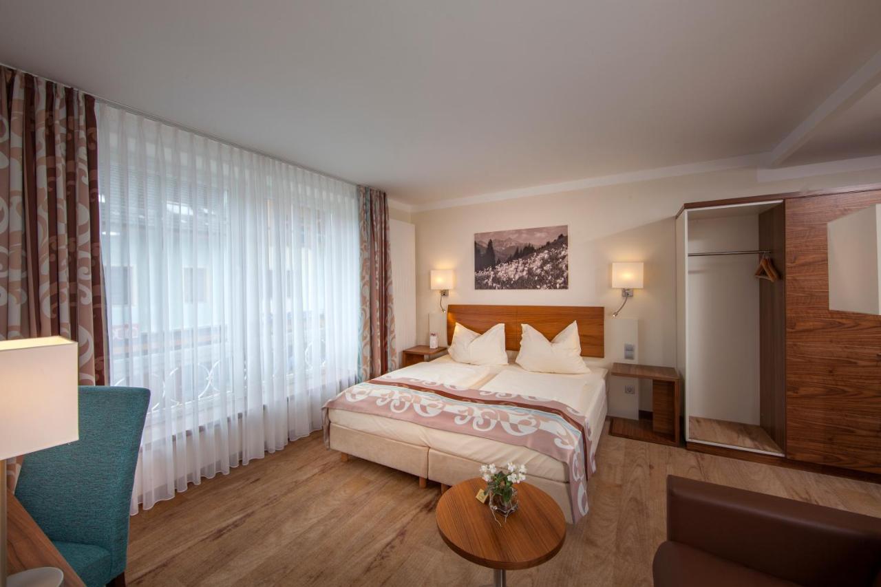 Hotel Greinwald Marktoberdorf Buitenkant foto